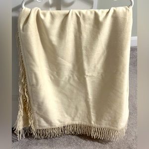 100% Warm Cashmere Shawl
